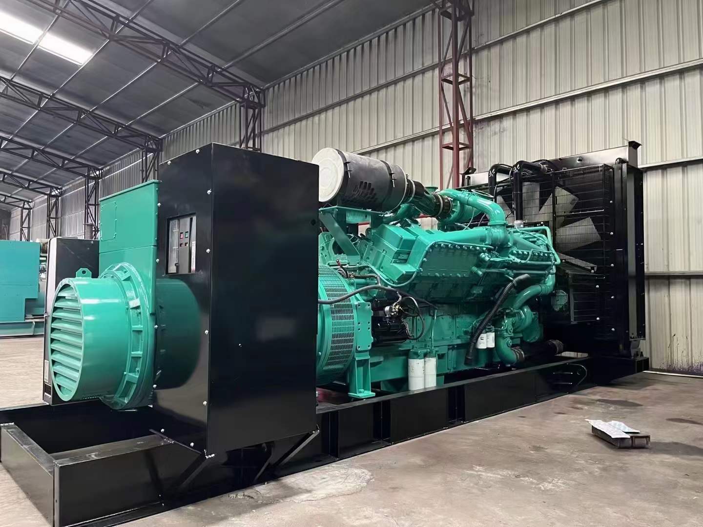 肇州如何降低 800kW 柴油发电机输出电流的波动？